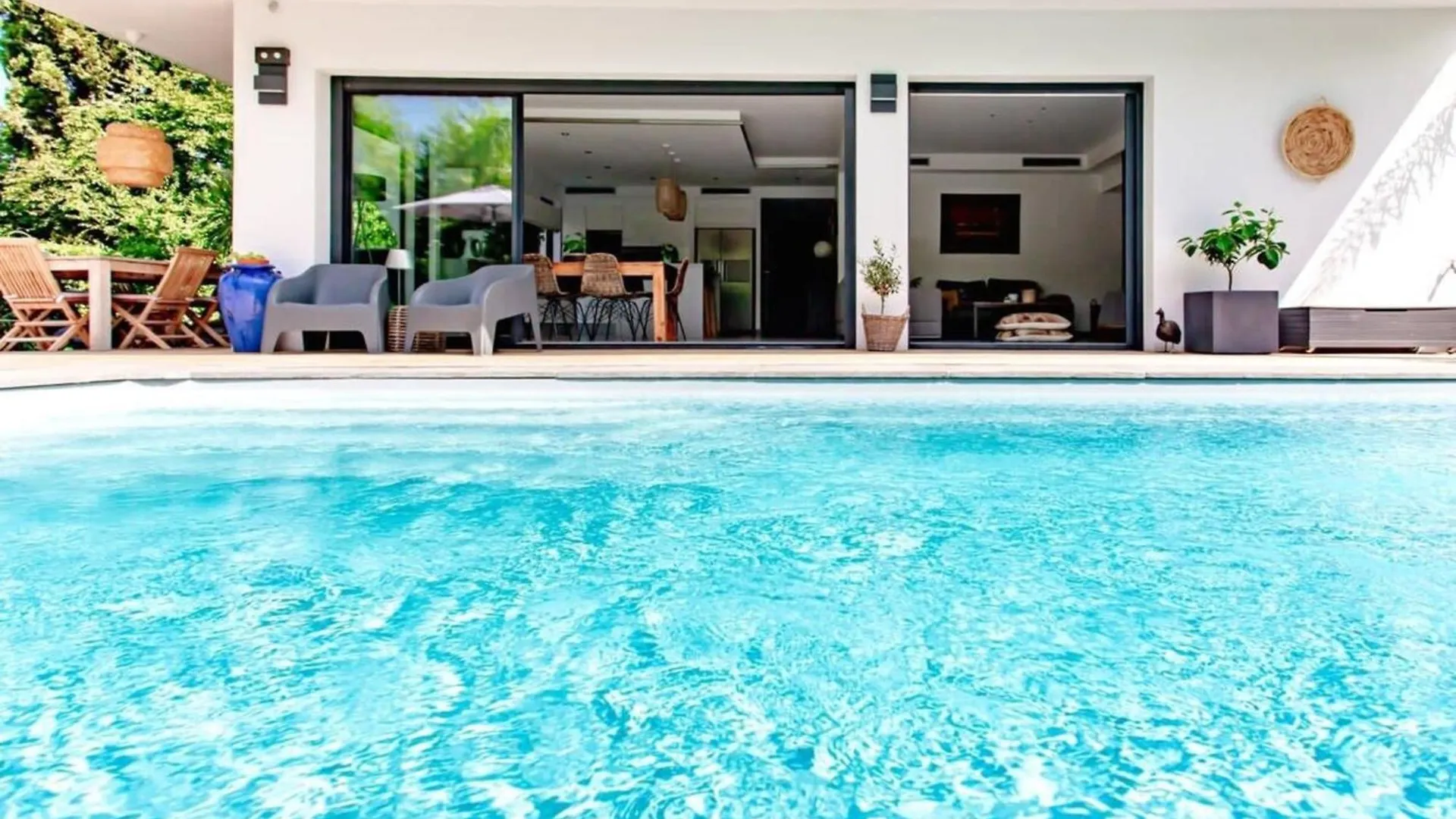Cigales Modern Furnished House location